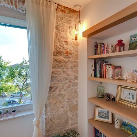 Apartment Oliveto シベニク エクステリア 写真
