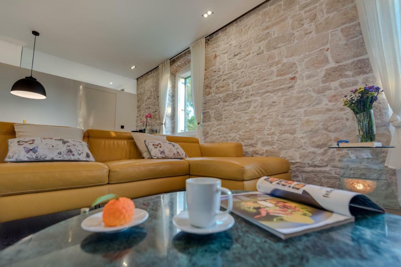 Apartment Oliveto シベニク エクステリア 写真
