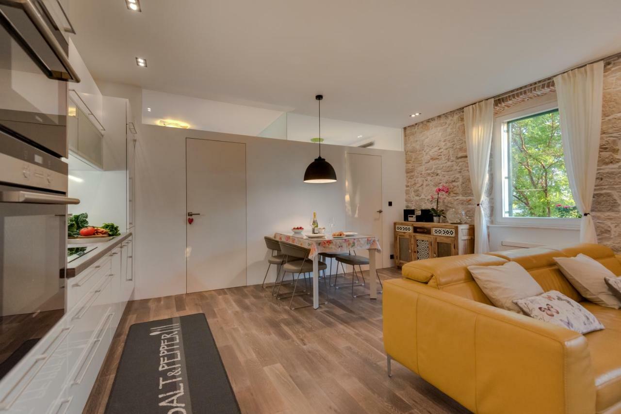 Apartment Oliveto シベニク エクステリア 写真